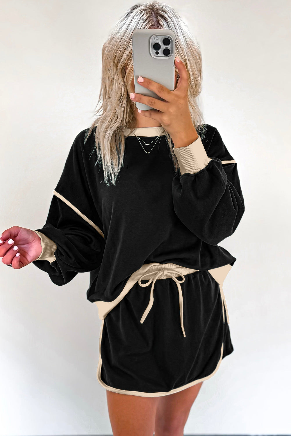 Black Contrast Trim Loose Pullover and Lace-up Waist Skort Set