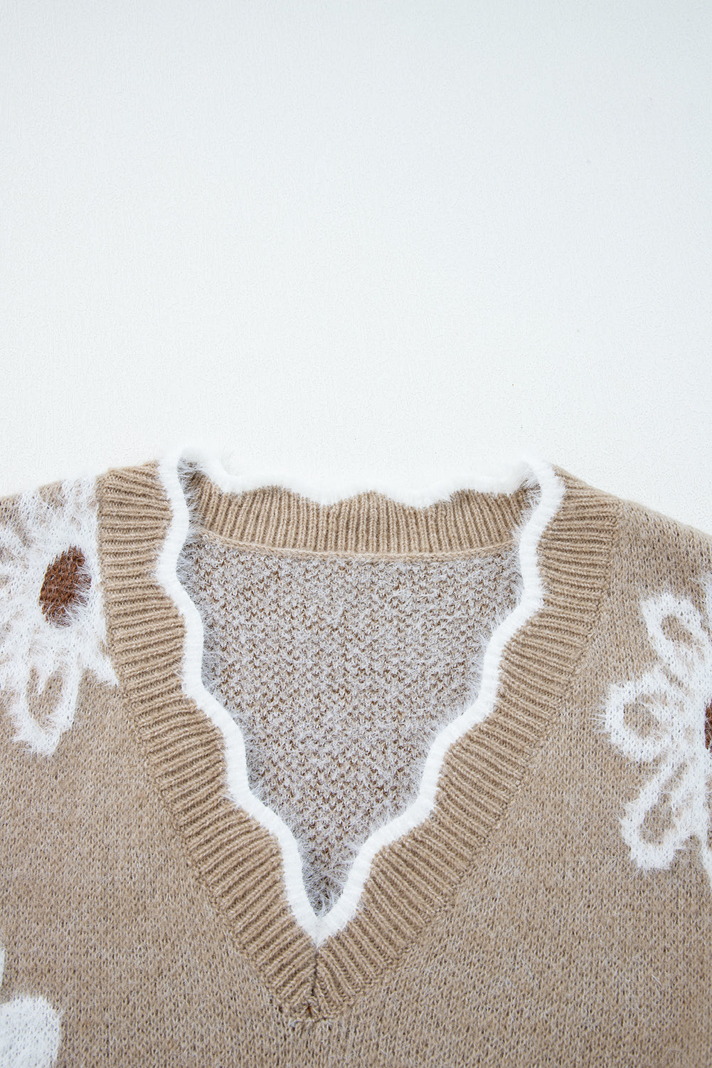 Dusk Blue Jacquard Floral Scallop V-neck Sweater
