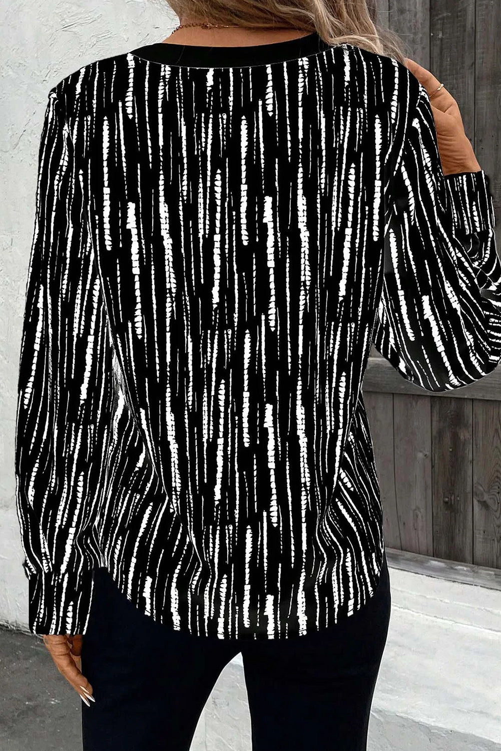 White Abstract Print V-neck Long-sleeve Blouse
