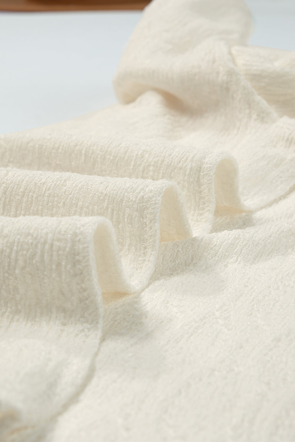 Lilac Solid Color Textured Notched Neck Puff Sleeve Blouse