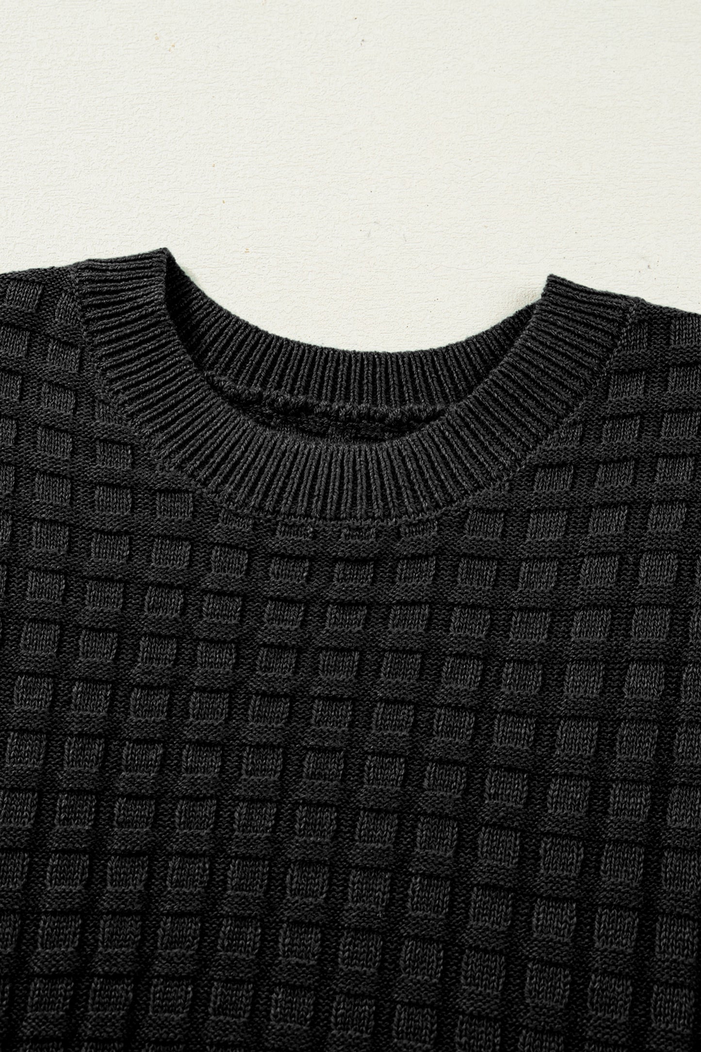 Black Solid Color Round Neck Textured Short Sleeve Sweater