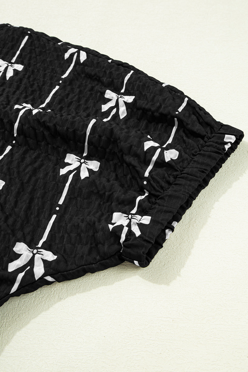 Beige Bow Print Striped Puff Short Sleeve Blouse