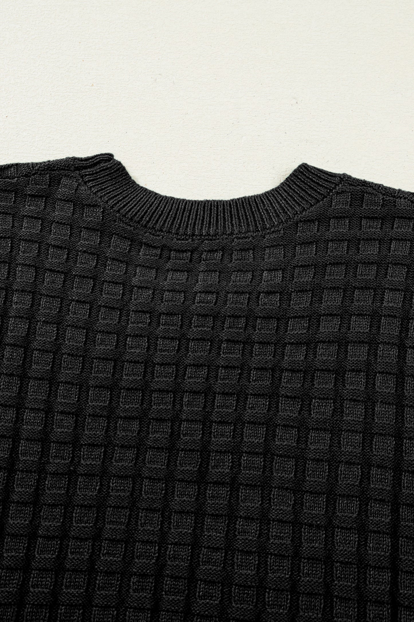 Black Solid Color Round Neck Textured Short Sleeve Sweater